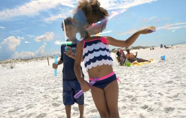 Video Thumbnail - vimeo - Beach_7_Kids