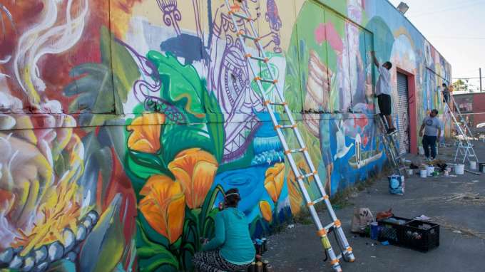 Los Pobres Artistas Mural
