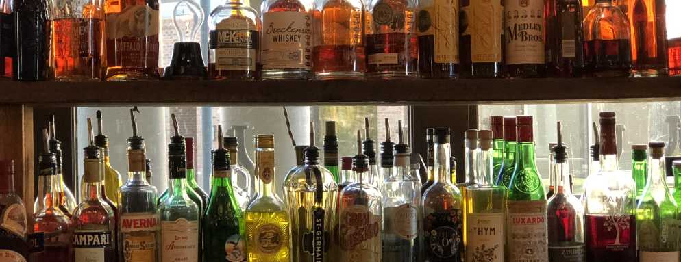 Holiday Cocktail Stocked Bar at Rye Leawood Holiday Cocktail Stocked Bar at Rye Leawood