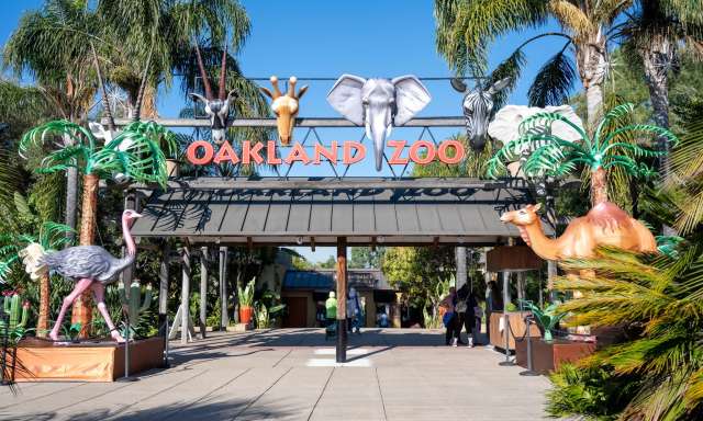 Exterior Oakland Zoo Entry