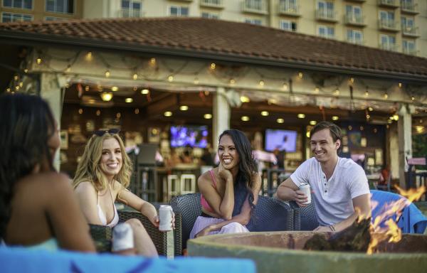 Dining on the Water Golden Nugget Miles Shoot