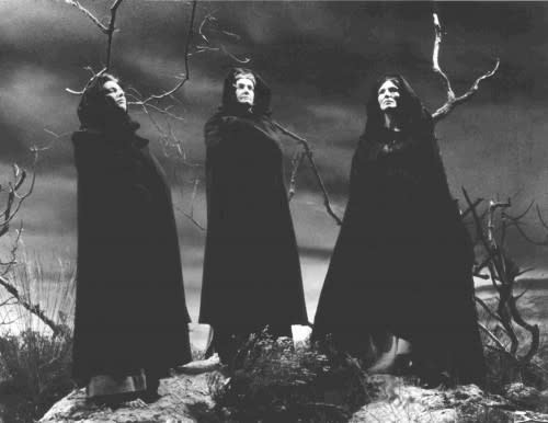 3-witches-500x386