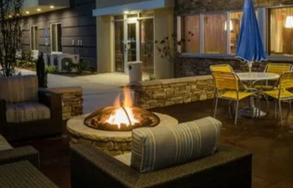 back patio for the Fairfield Inn and Suites North in Fayetteville, NC showcasing their firepit