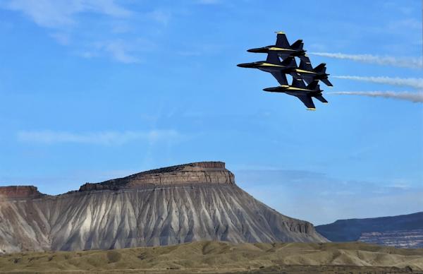 Garfield Blue Angels by Todd Bennett