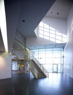 Tang_Interior_Atrium_by_Tom_Jenkins_031