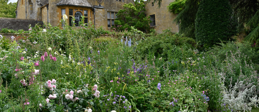 Hidcote Manor Gardens (photo by Sara Davis)