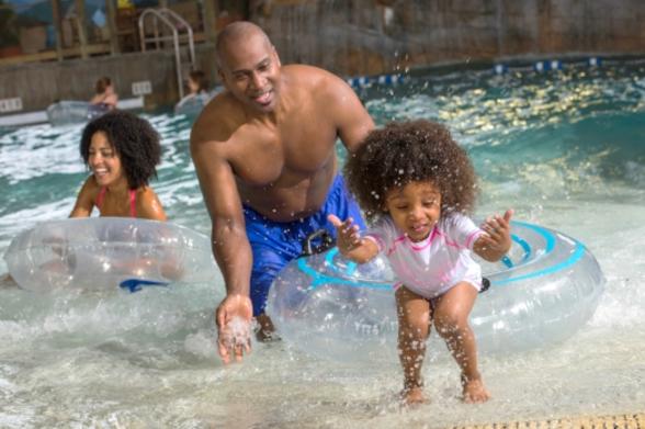 Best Family Pools in Las Vegas for Kids