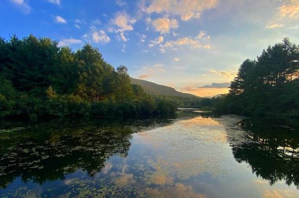 171 Upstate New York Landscape Stock Photos, High-Res Pictures