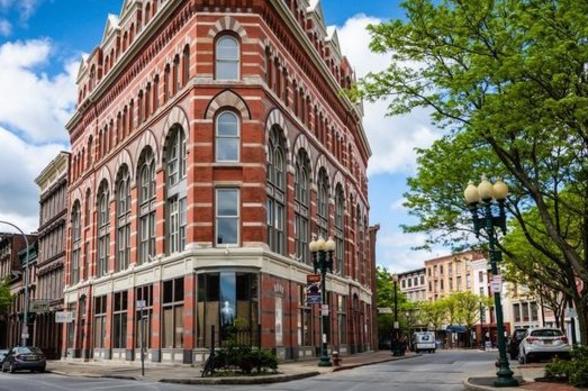48 Hours in Troy, NY