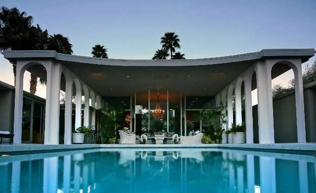 Allan Kramer home at 800 E Granvia Valmonte