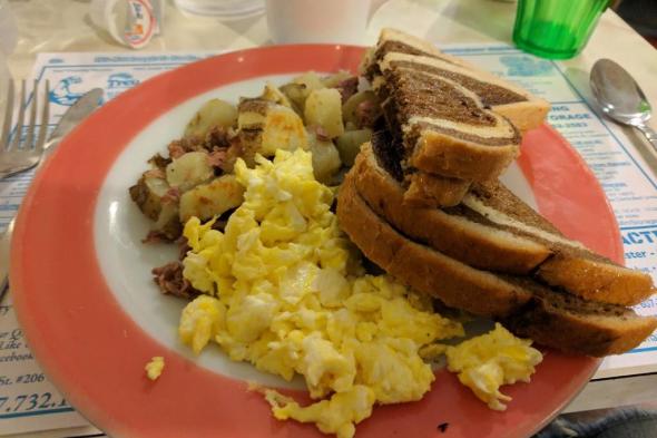 Breakfast at Donna's Restaurant