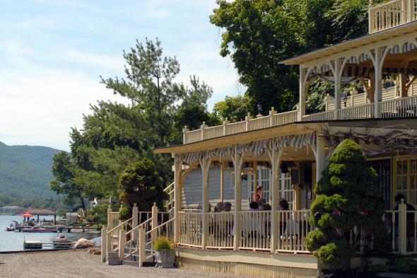 Snug Harbor Restaurant