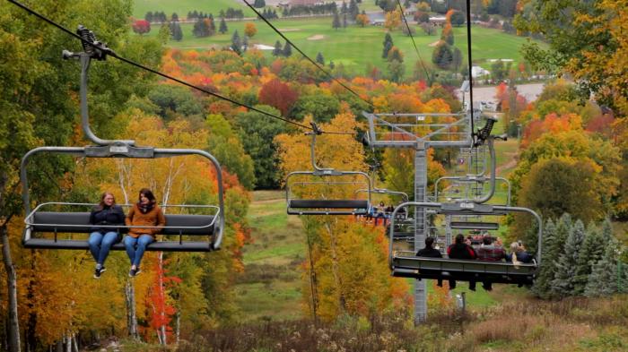 Granite Peak Comet Chair Ride in Fall