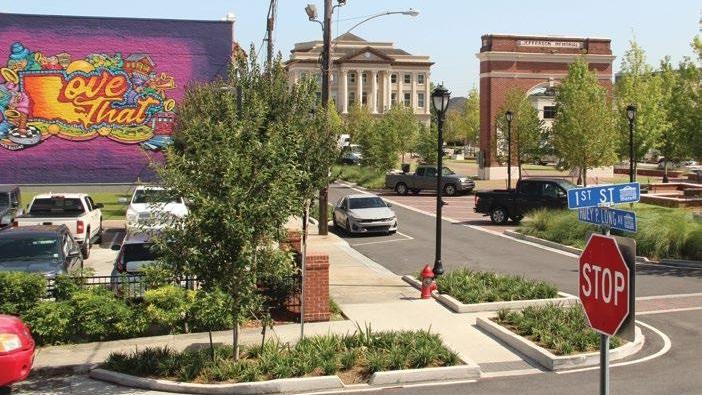 Downtown Gretna Mural