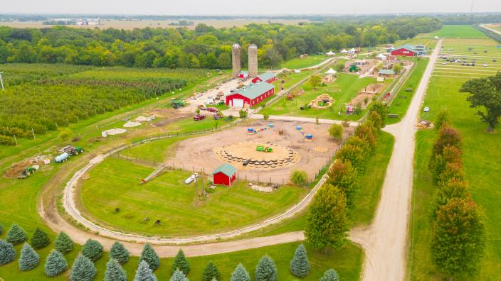 Woody's Orchard & Family Fun Farm