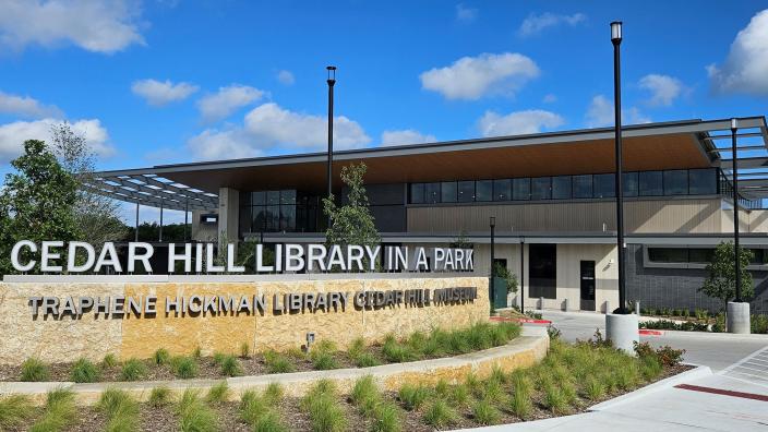 Traphene Hickman Library & Signature Park