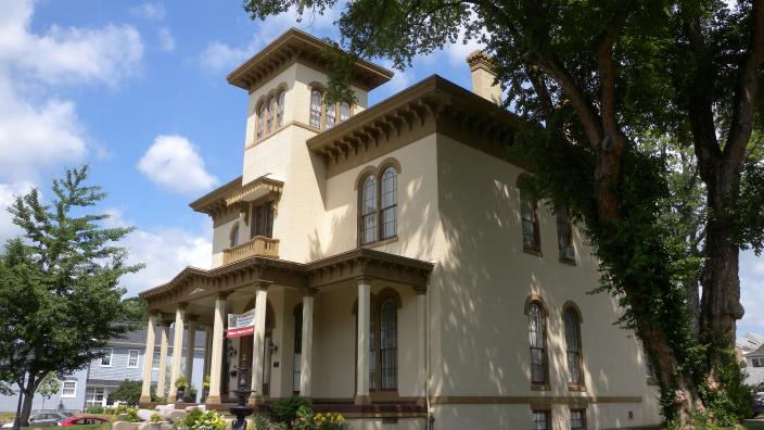 The Pepin Mansion | New Albany, IN 47150