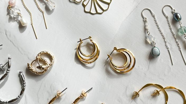 Red discount giraffe jewelry