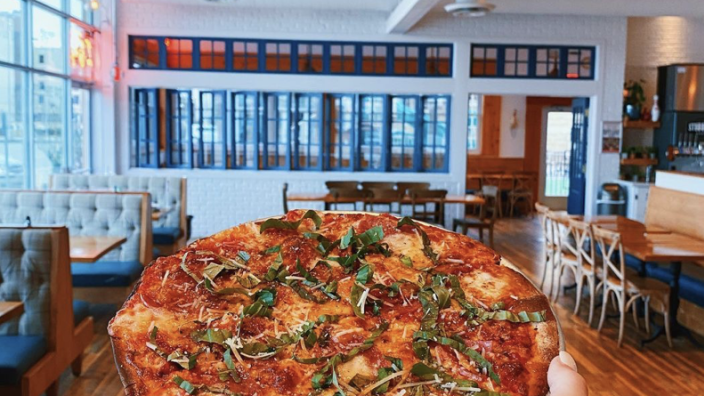 Heritage pizza outlet