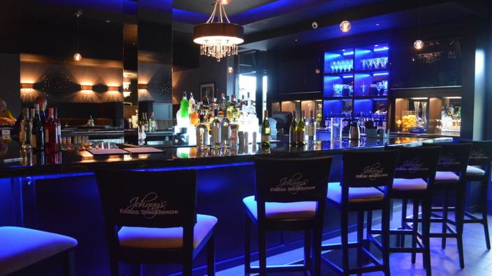 Johnny s Italian Steakhouse Eau Claire WI 54701