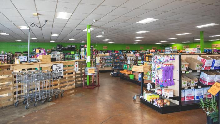 Pet food plus discount