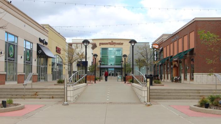 Hollister genesee valley discount mall