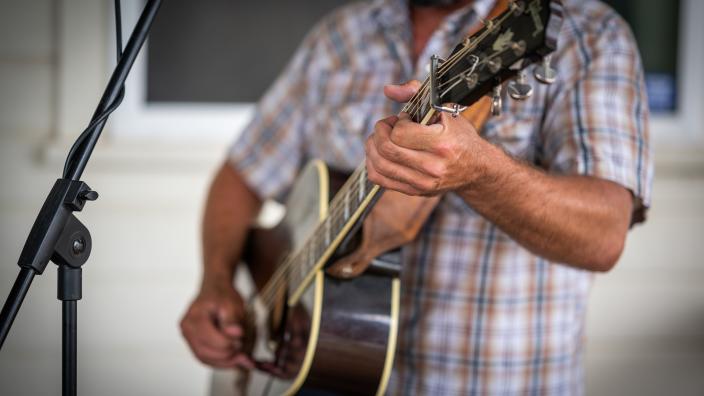Live Music by Brooks Forsyth | Concerts & Live Music Events