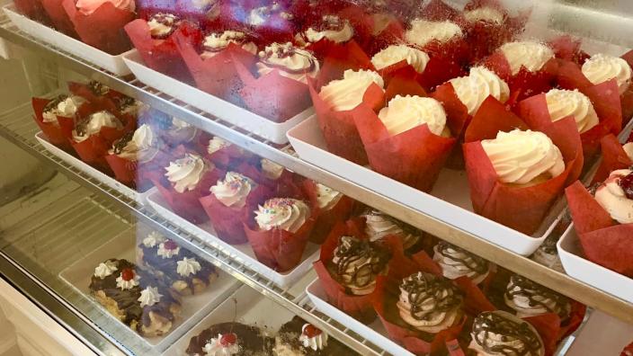 Sugar Pop Baking Co. | Waveland, MS 39576