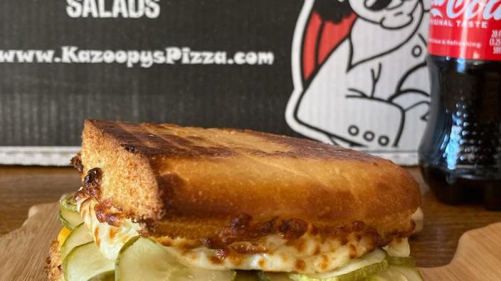 Discover Kalamazoo | Kazoopy's Pizza & Grinders Gull Rd