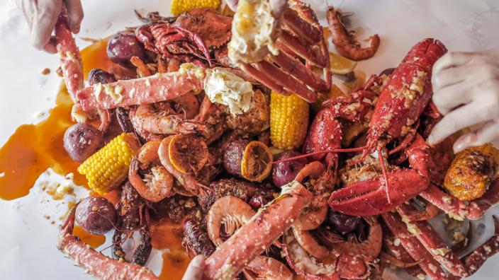 https://assets.simpleviewinc.com/simpleview/image/upload/c_fill,h_396,q_75,w_704/v1/crm/kansas/Hook-and-Reel-Lobster-Boil-partner-provided-Visit-Wichita_C138036A-5056-A36A-0755B2333D47BDAC-c137fe375056a36_e68d0d13-5056-a36a-0b81f6111a41380d.jpg