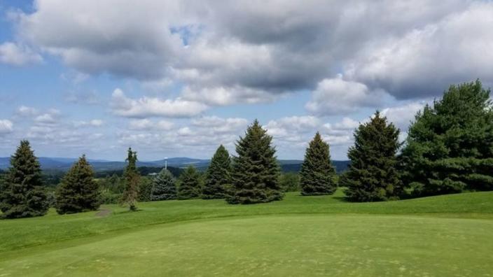 Summit Hills Golf Course