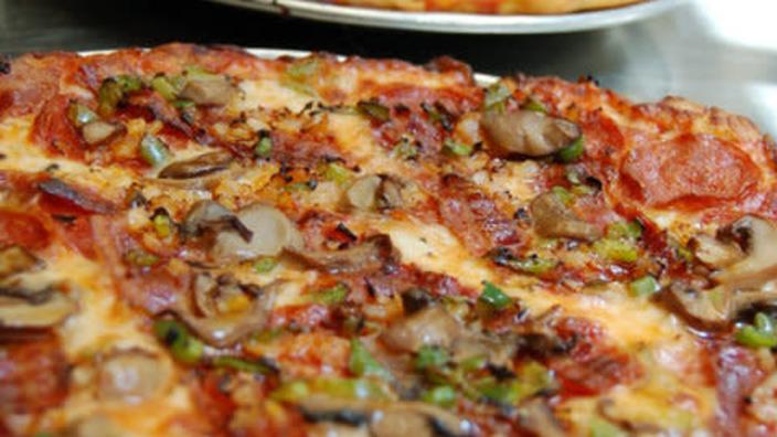 Alesi-Pizza_81637A35-DDCB-1669