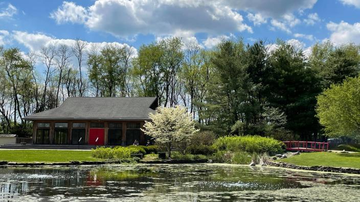 ☘️aiiKEN73*Garden☘️AG202510 Sunken Gardens in Huntington, Indiana | Ask Anything