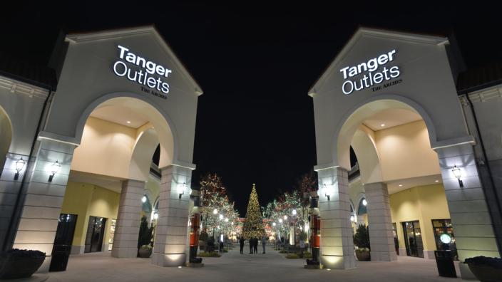 Tanger Outlets Deer Park: Shop Your Favorite Brands