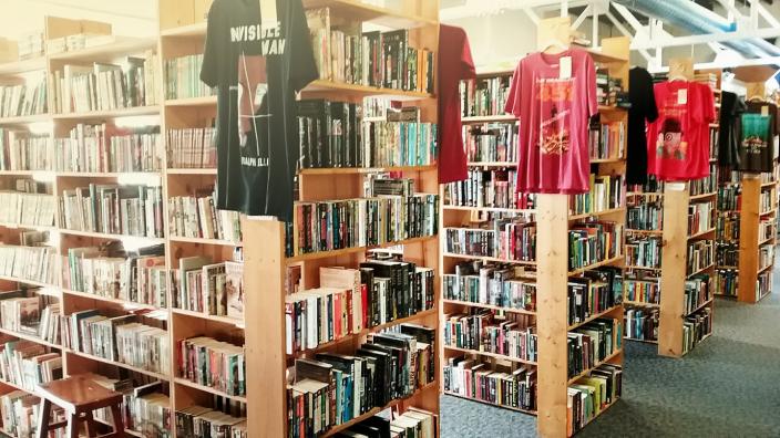 Barbed wire books best sale