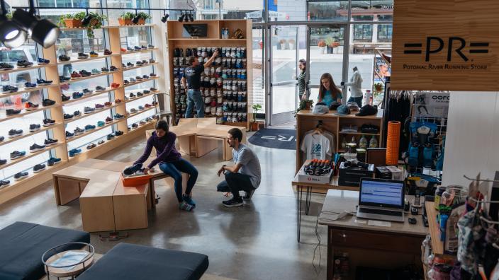 Pr running store shop