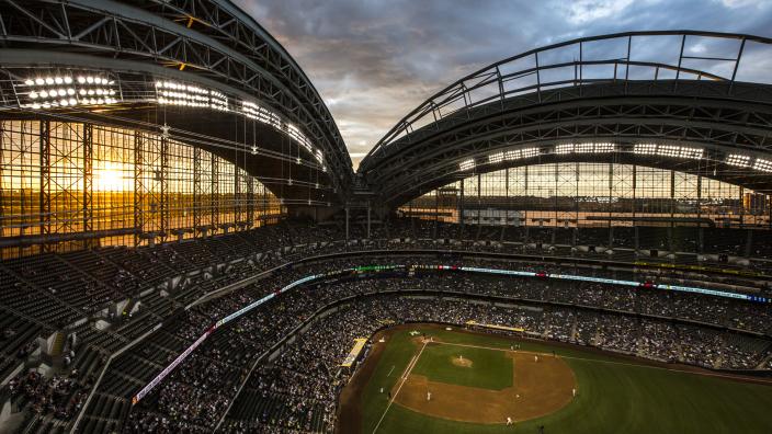 County Stadium - History, Photos and more of the Milwaukee Brewers