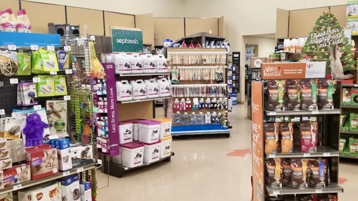 Petco pet sales supplies