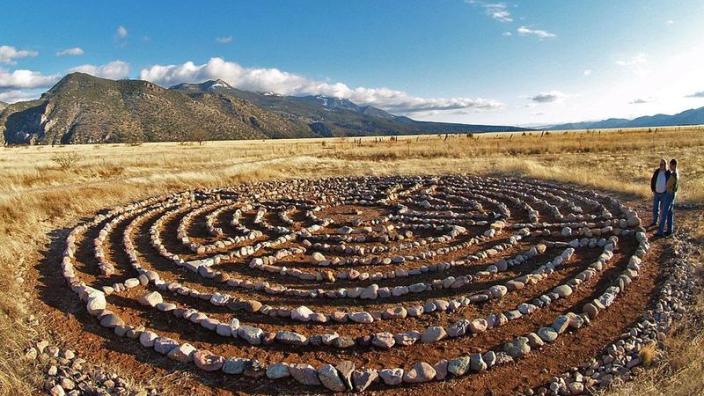 Silver Rose 「Labyrinth〜迷宮〜」 Smale Riverfront Park Labyrinth | Art of Frozen Time