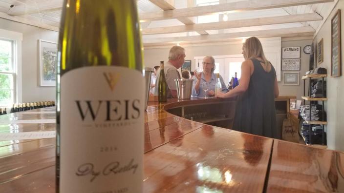 Weis Vineyards Hammondsport NY 14840