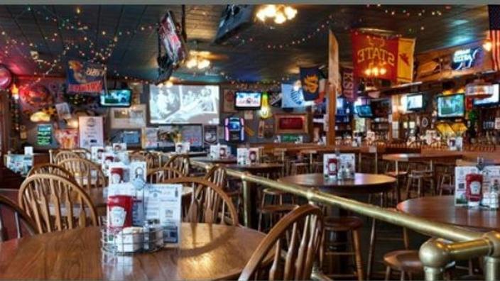 Tanner's bar shop and grill