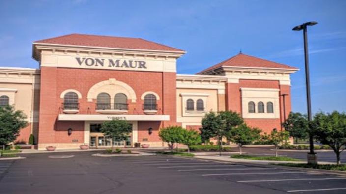 Von Maur closing Valley West Mall location - Axios Des Moines