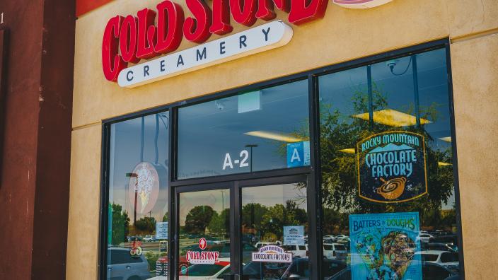 Cold Stone Creamery - Ice cream shop restaurant in Findlay, OH