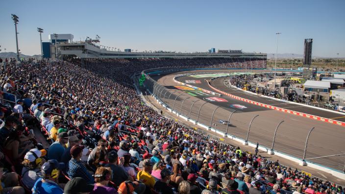 319 fotos e imágenes de Phoenix International Raceway Day 2 - Getty Images