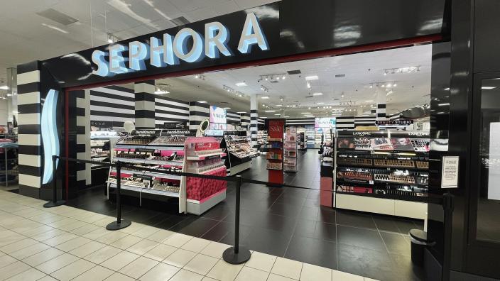 Sephora opens up inside JCPenney at Birchwood Mall
