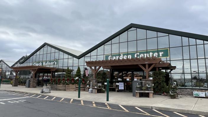 Chuck Hafner's Farmers Market and Garden Center