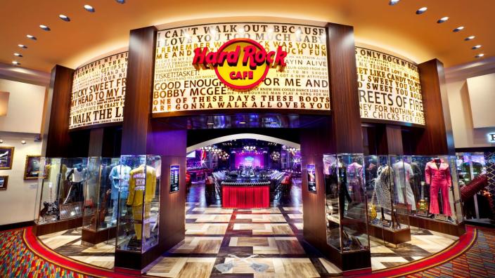 Hard-Rock-Cafe-