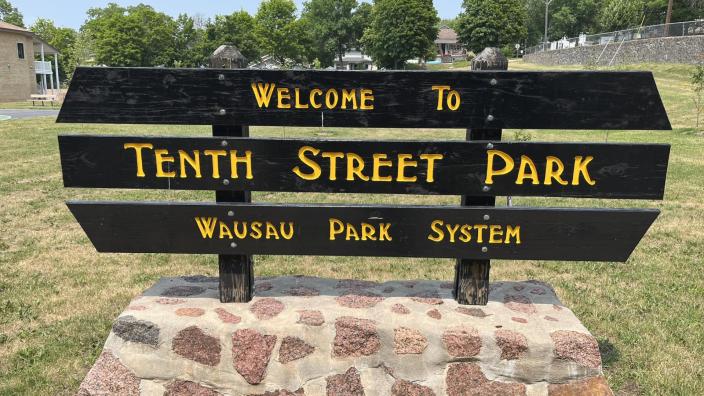 Tenth-Street-Park_8C455427-