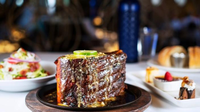 Perry’s Steakhouse and Grille