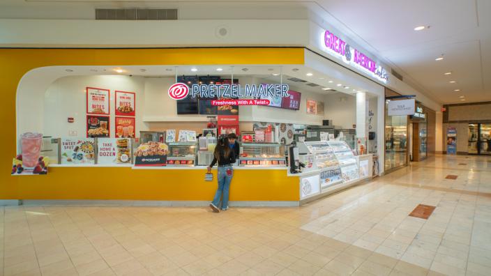 Pretzel Maker